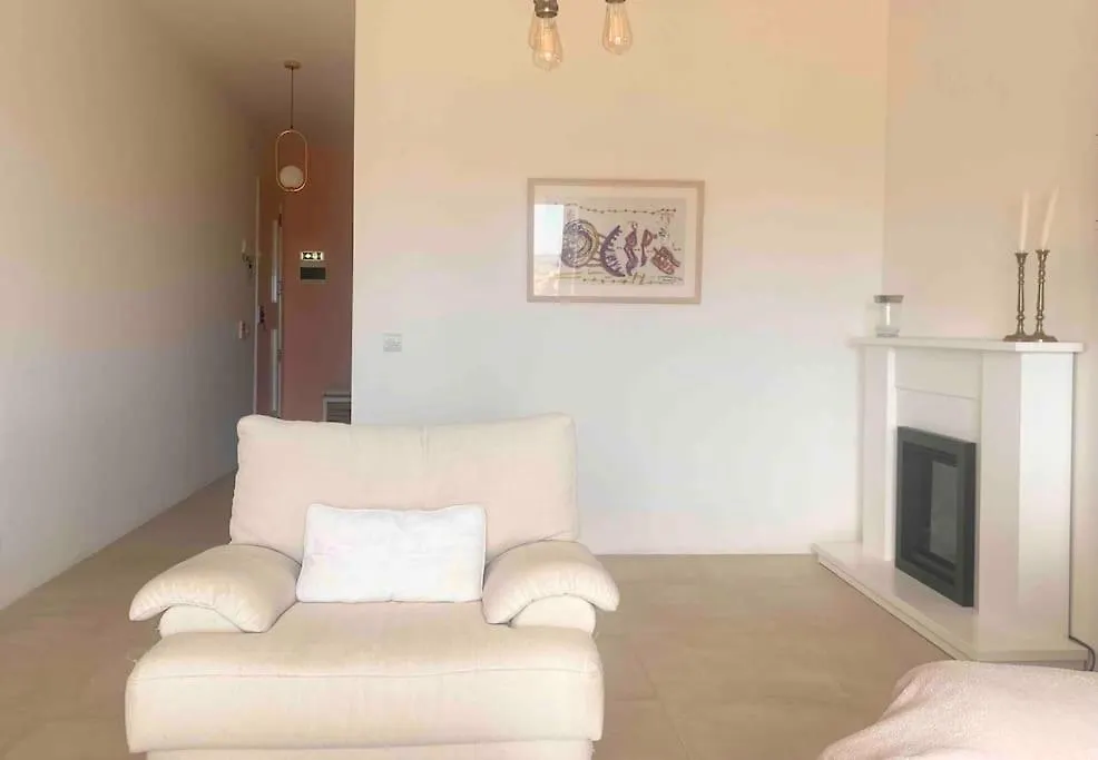 Spacious Apartment In Marsaskala, Malta